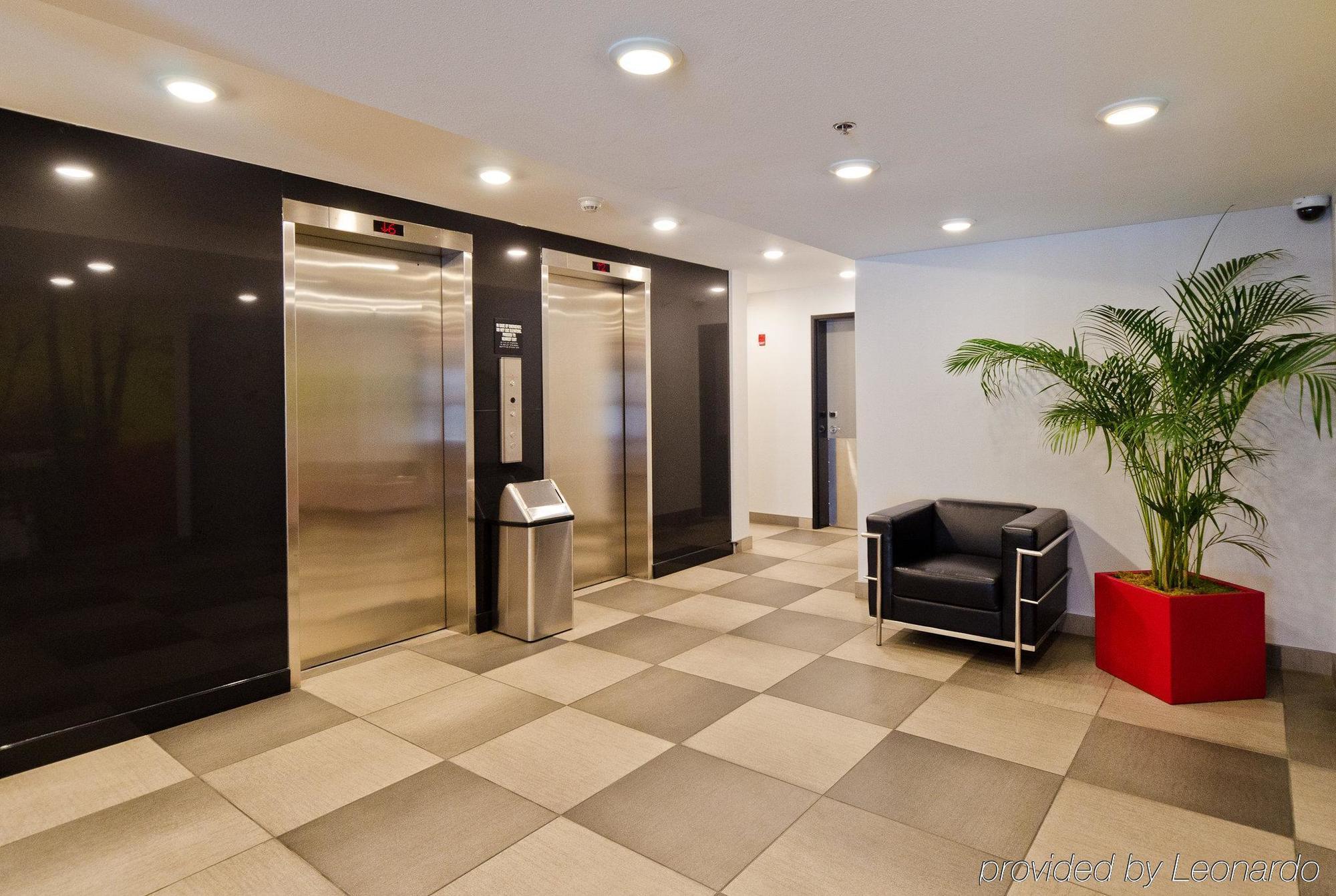 Hotel Elan Calgary Luaran gambar